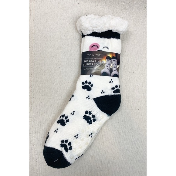 Mia & Tess Slipper Socks NWT - Picture 1 of 3